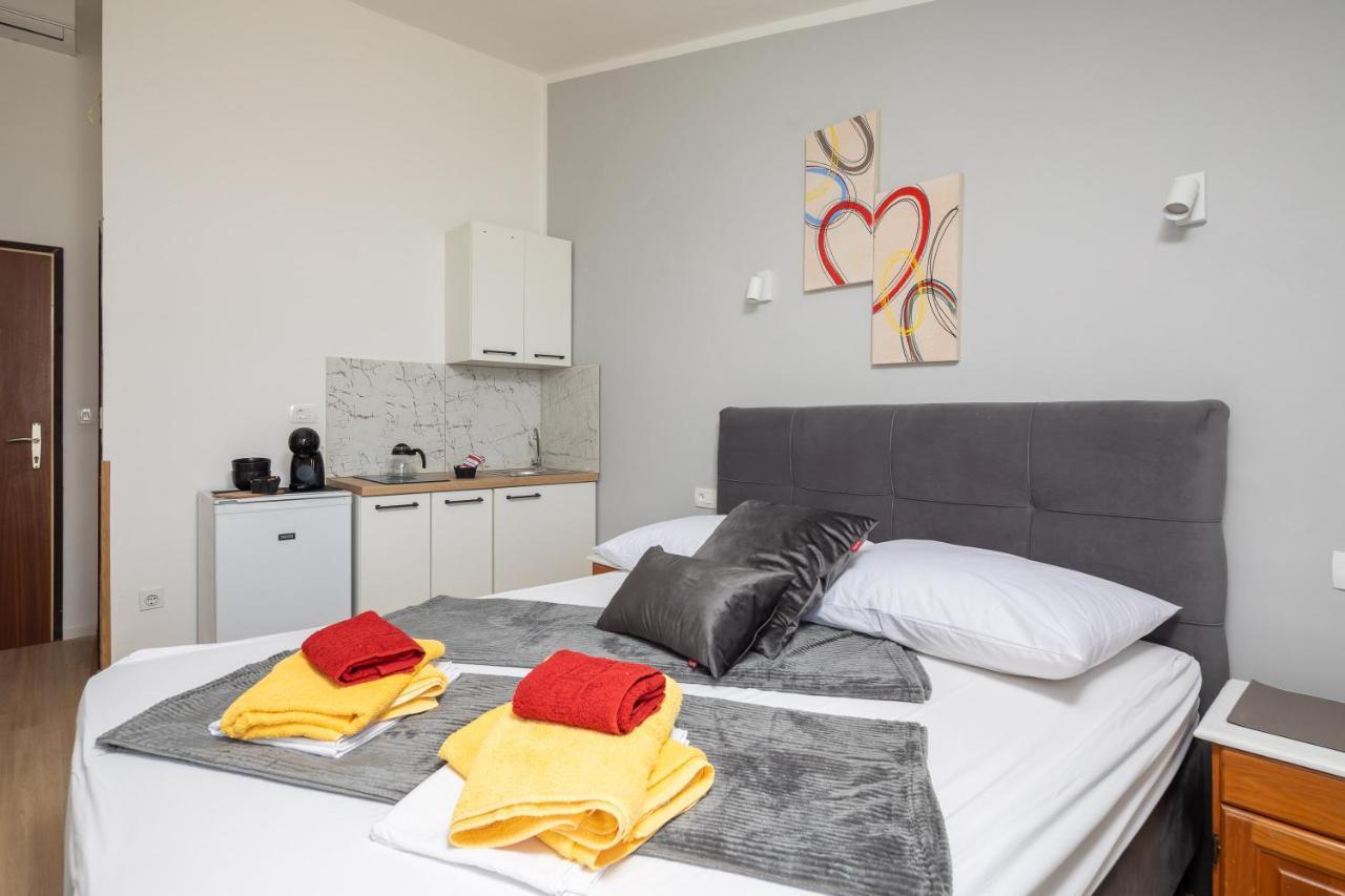 Beach Apartments Borovina Stanici エクステリア 写真