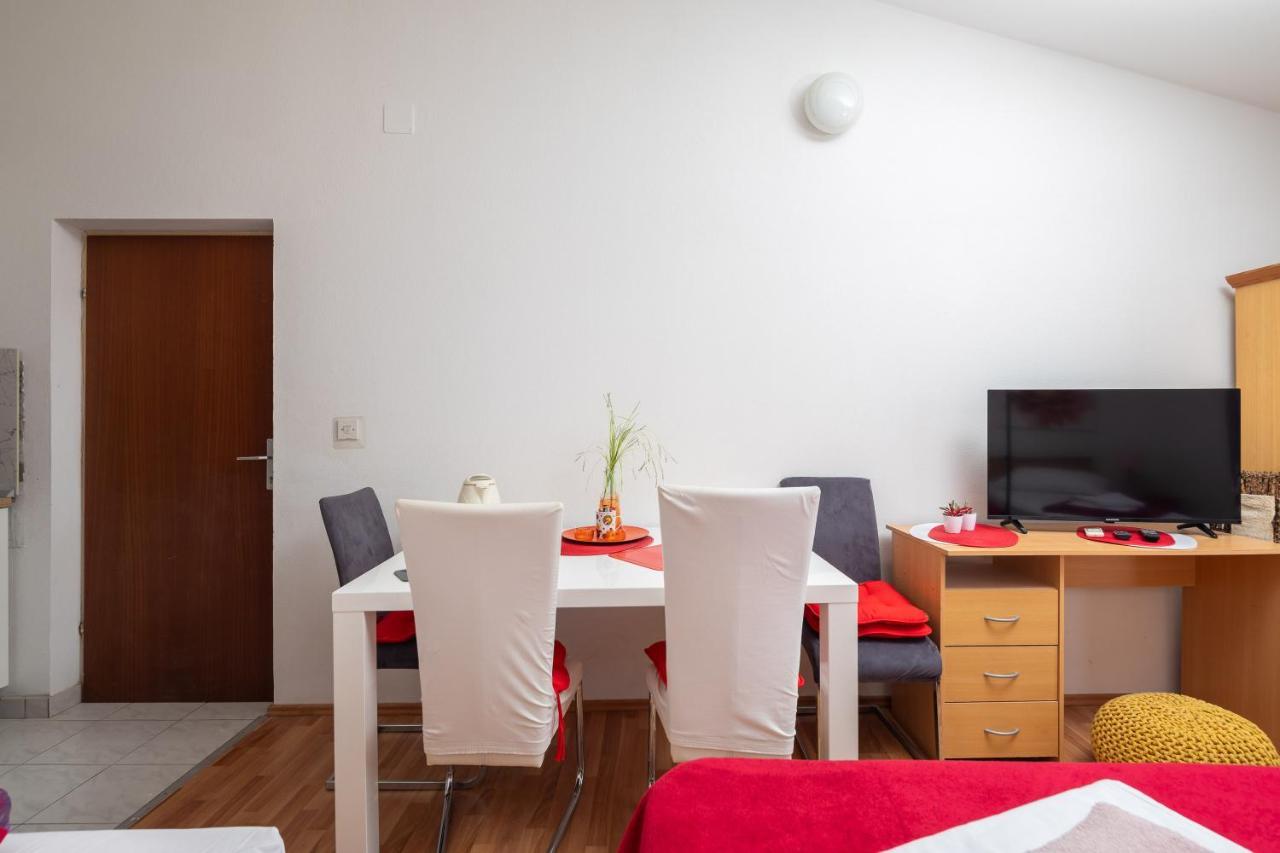 Beach Apartments Borovina Stanici エクステリア 写真